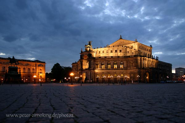 Dresden - Semperoper (P. Zimolong)